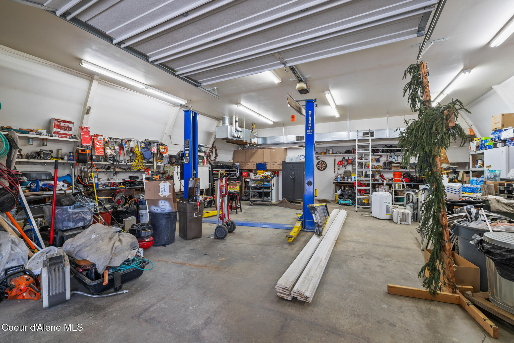 405 Schweitzer Cutoff Road Sandpoint, ID 83864 - Photo 16 of 37 Shop Interior