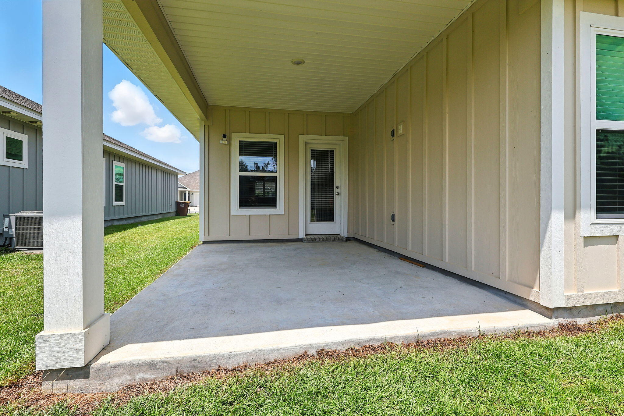 231 Lyla Lane Crestview, FL 32539 - Photo 30 of 30 a view interior of the house and front view of a house