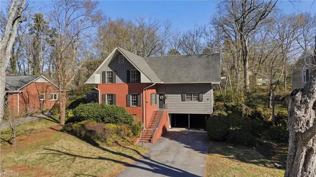 $389,900 | 1040 Cantering Road, High Point, NC 27262