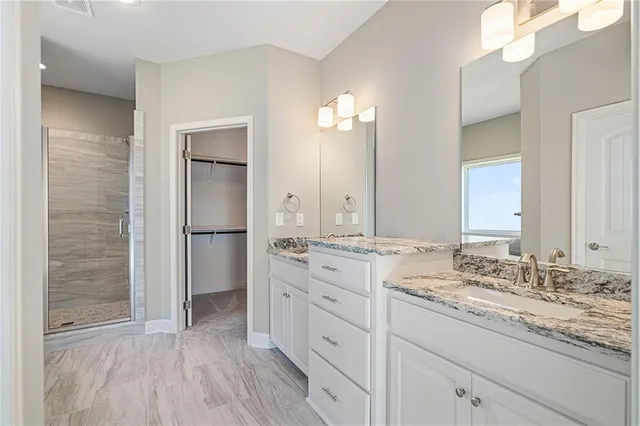 $585,100 | 7015 Northeast 103rd Court, Kansas City, MO 64156