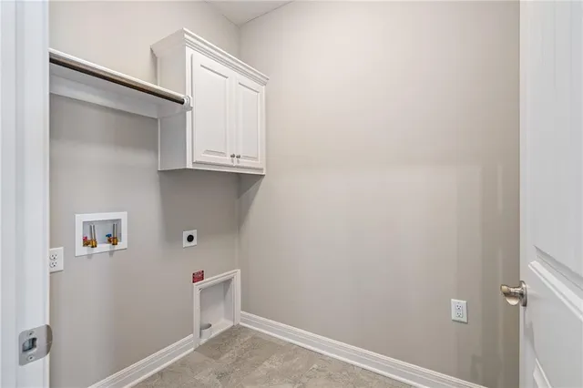 $585,100 | 7015 Northeast 103rd Court, Kansas City, MO 64156