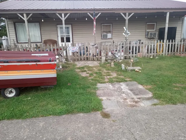 $65,000 | 104 & 108 N Main Street, Mellott, IN 47958