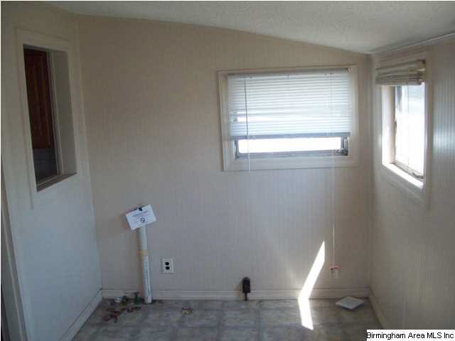 408 Woodward Road Birmingham, AL 35228 - Photo 18 of 23