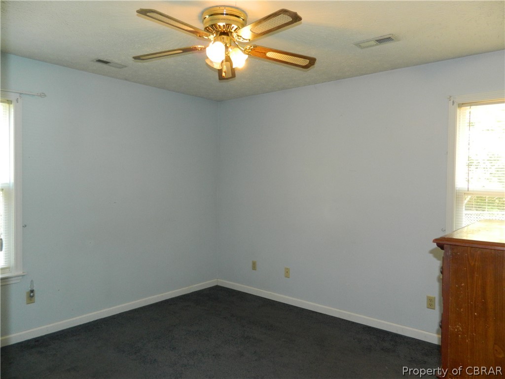 7225 Old Pinetta Road Gloucester, VA 23061 - Photo 11 of 23 Gallery Image 11