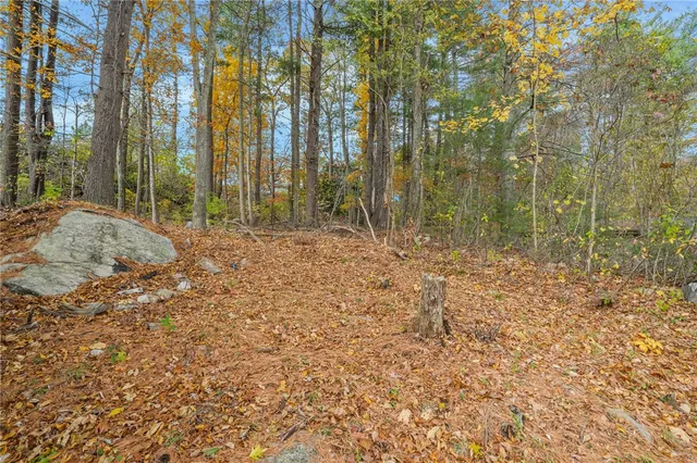 $169,999 | 51 Knotty Oak Shores, Coventry, RI 02816