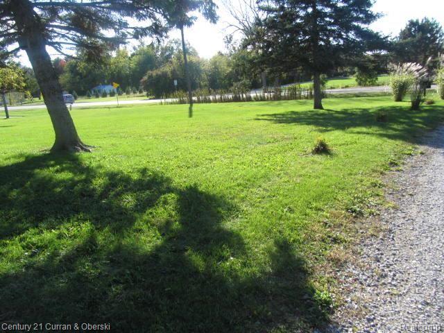 26509 Inkster Road Flat Rock, MI 48134 - Photo 17 of 46 IMG_3333.jpg
