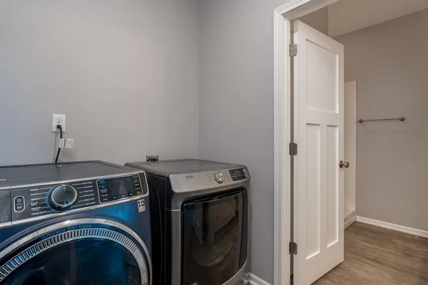 $599,900 | 3129-3131 Nobel Drive, Mankato, MN 56001