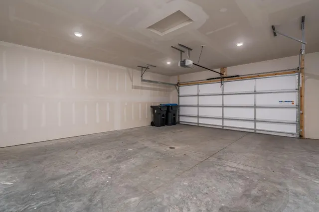 $599,900 | 3129-3131 Nobel Drive, Mankato, MN 56001