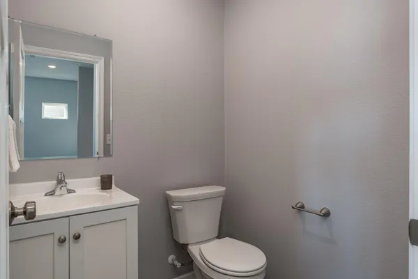 $599,900 | 3129-3131 Nobel Drive, Mankato, MN 56001