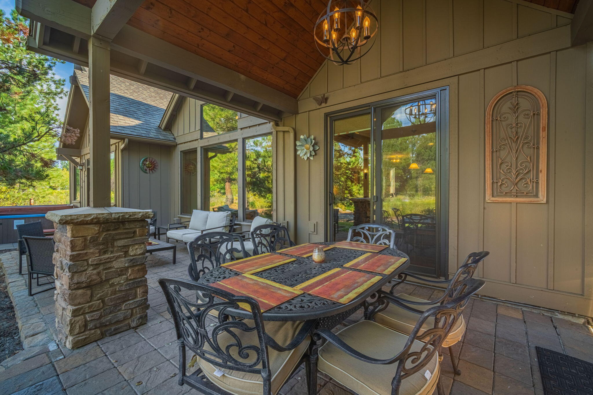 56508 Dancing Rock Loop, Unit 22 Bend, OR 97707 - Photo 50 of 69 Covered outdoor eating area