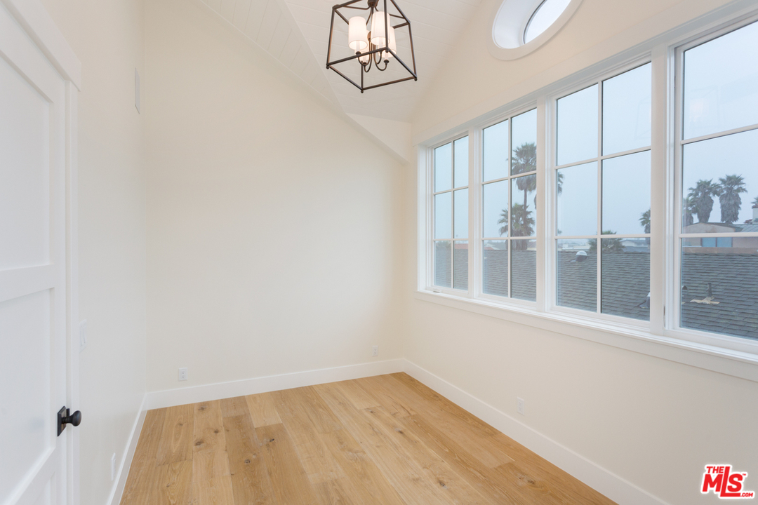 861 Mandalay Beach Road Oxnard, CA 93035 - Photo 27 of 31 a view of an empty room with a window