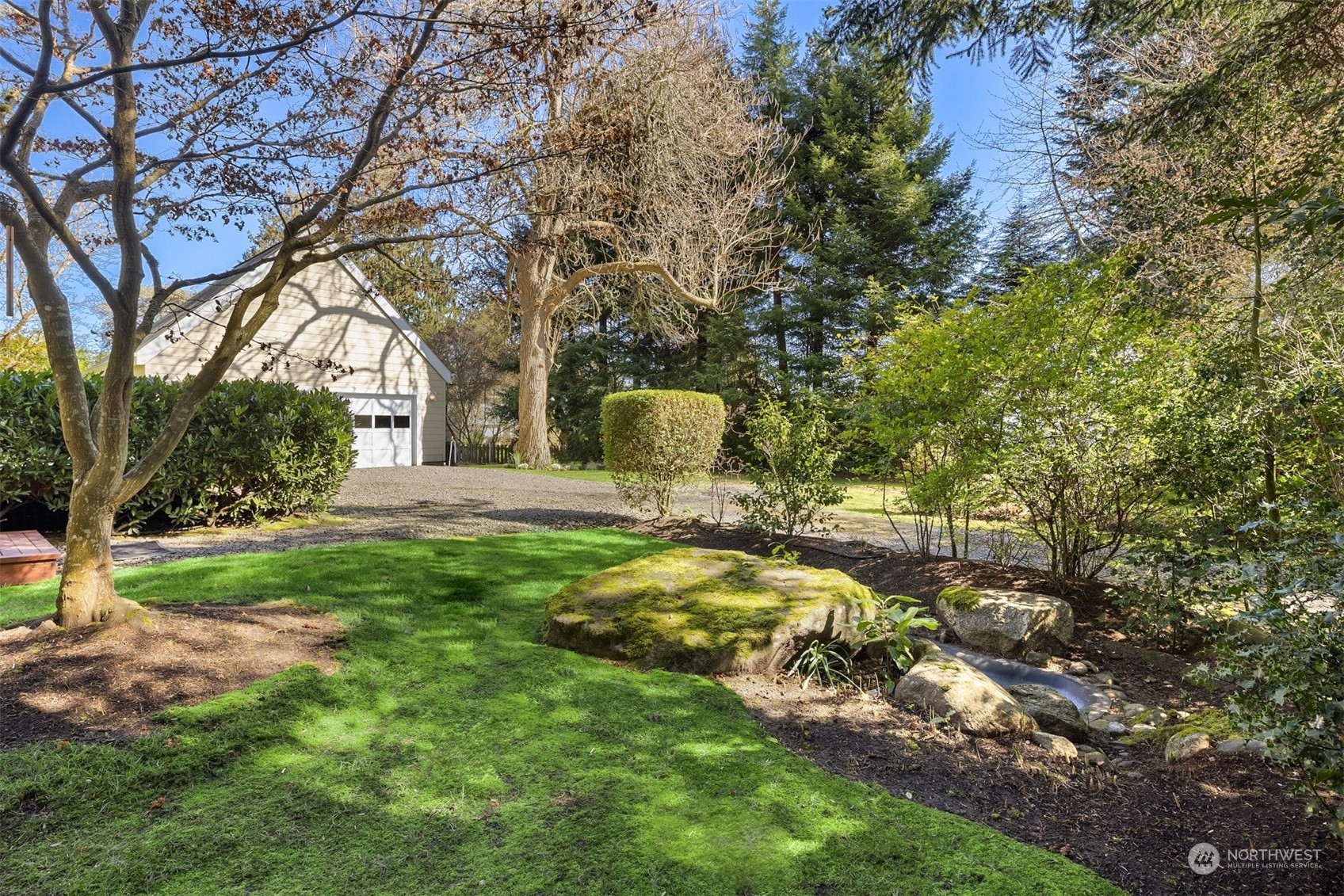 10646 Northeast Valley Road Bainbridge Island, WA 98110 - Photo 33 of 40 Gallery Image 33