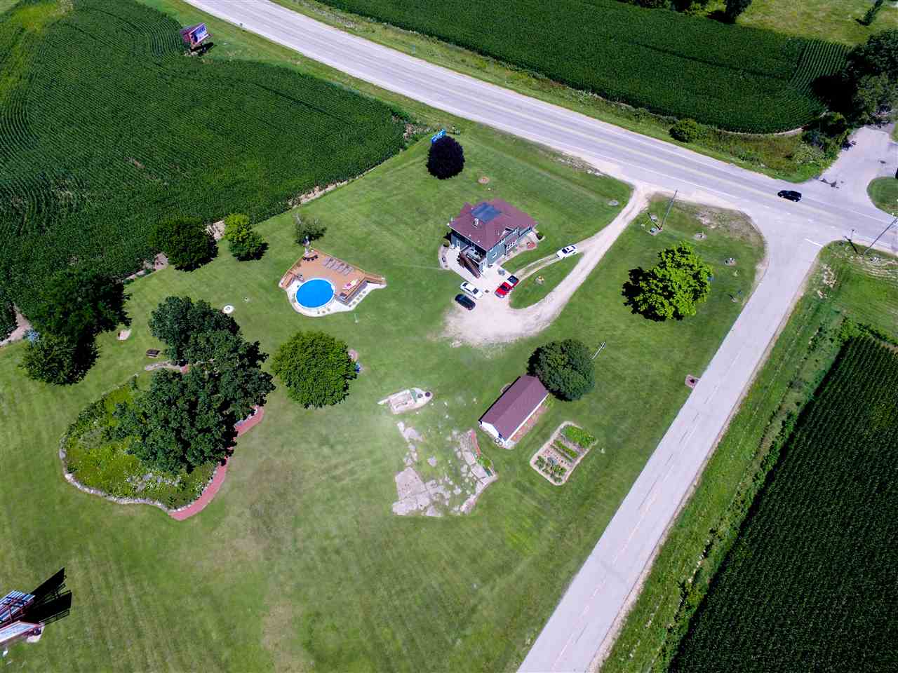 4817 Parmenter Street Middleton, WI 53562 - Photo 12 of 25