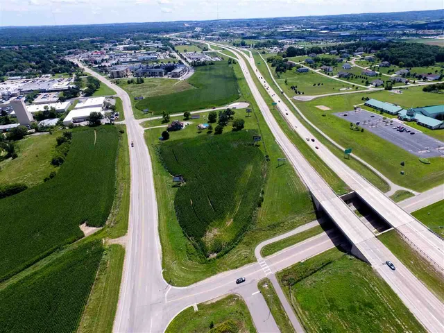 $3,999,900 | 4817 Parmenter Street, Middleton, WI 53562