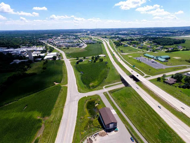 $3,999,900 | 4817 Parmenter Street, Middleton, WI 53562