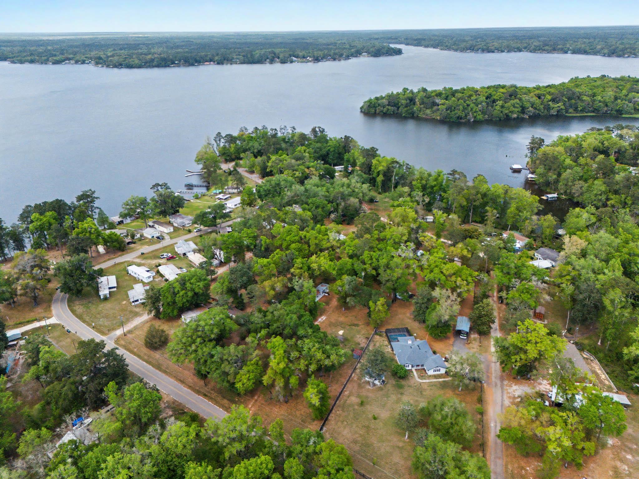 2901 Ben Stoutamire Road Tallahassee, FL 32310 - Photo 2 of 25