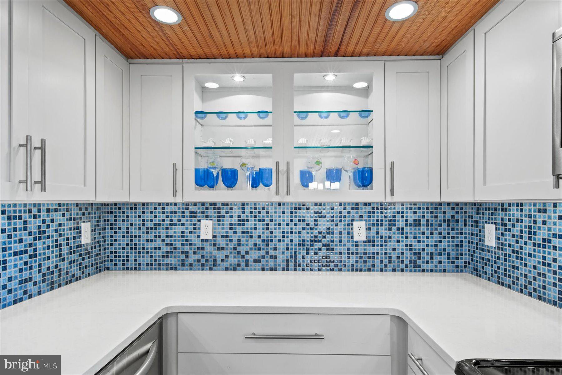 312 Island House Road Bethany Beach, DE 19930 - Photo 17 of 48 a bathroom with a bathtub and a shower