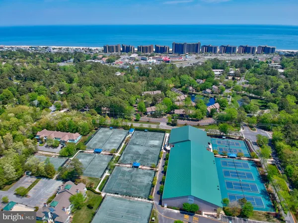 a room with tennis court