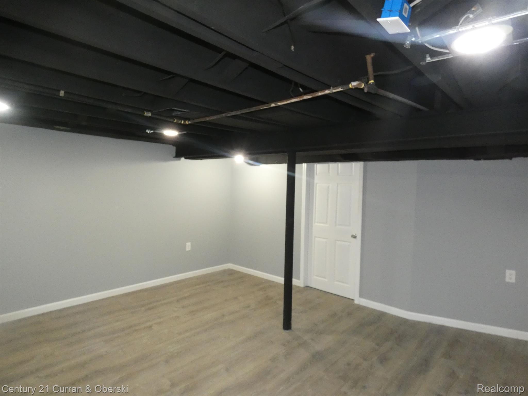 11409 Balfour Road Detroit, MI 48224 - Photo 27 of 28 Gallery Image 27