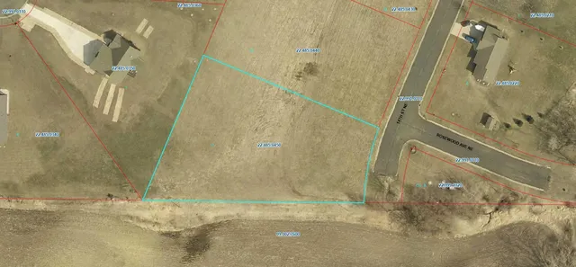 $94,900 | 901 14th Street Northeast, Montgomery, MN 56069