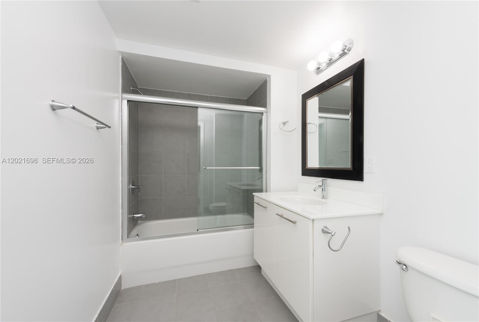 92 Southwest 3rd Street, Unit 2812 Miami, FL 33130 - Photo 18 of 23