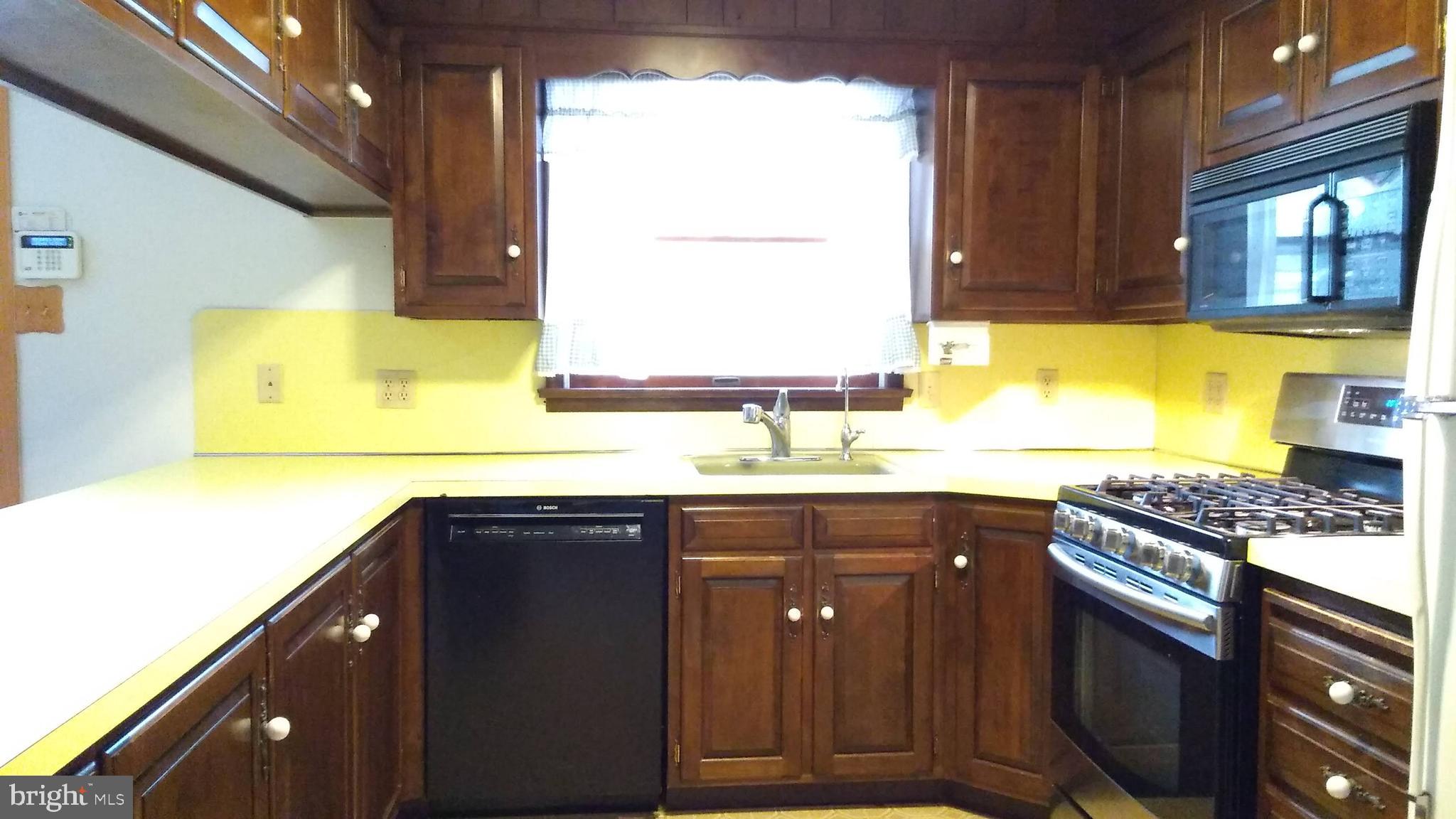 69 Slaymaker Hill Road Kinzers, PA 17535 - Photo 6 of 41 Kitchen View