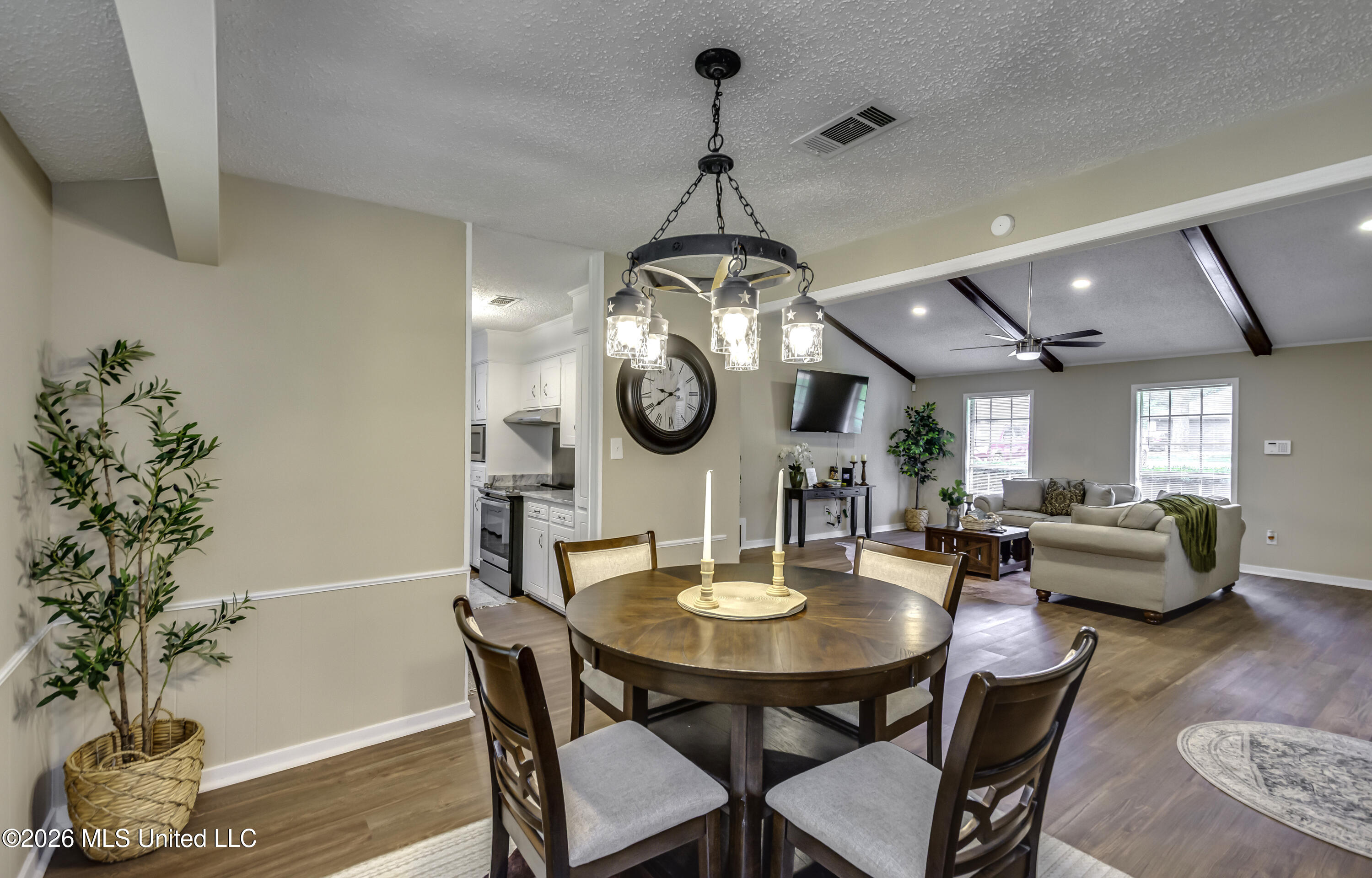 3405 Forest Hill Road Jackson, MS 39212 - Photo 6 of 17 3405 Forest Hill Rd--10