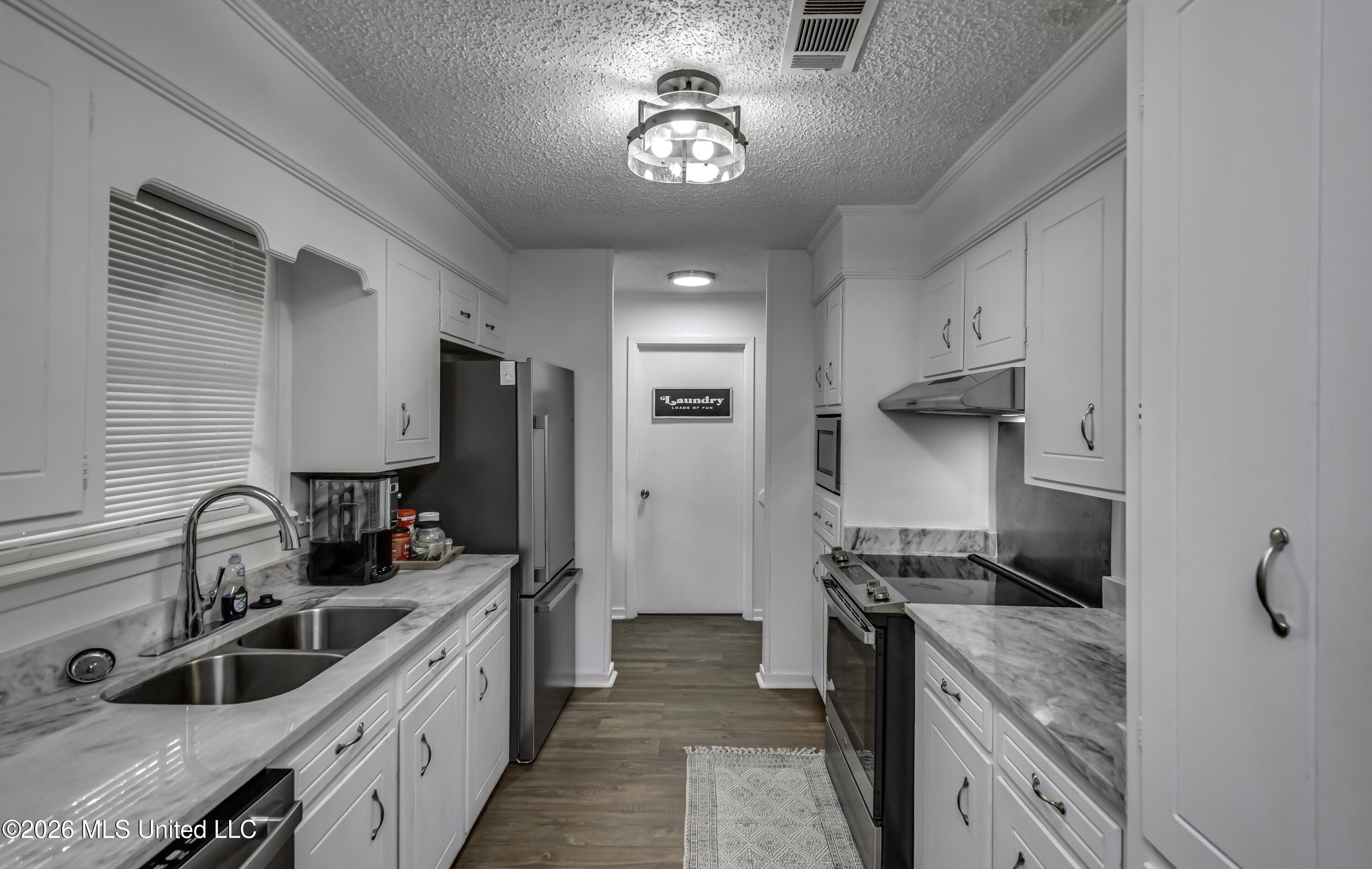 3405 Forest Hill Road Jackson, MS 39212 - Photo 7 of 17 3405 Forest Hill Rd--13