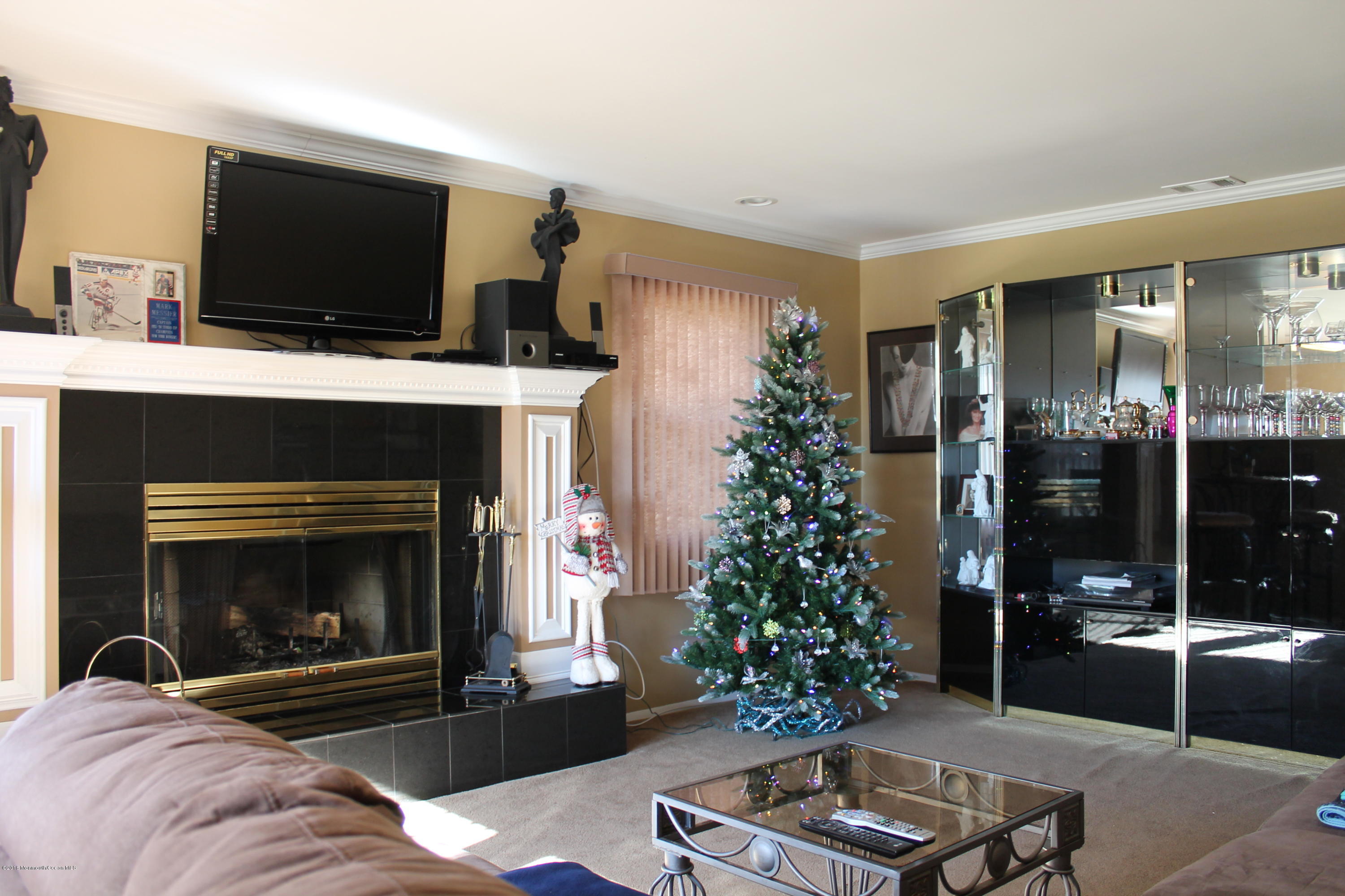 11 Potter Road Freehold, NJ 07728 - Photo 8 of 22 IMG_1374
