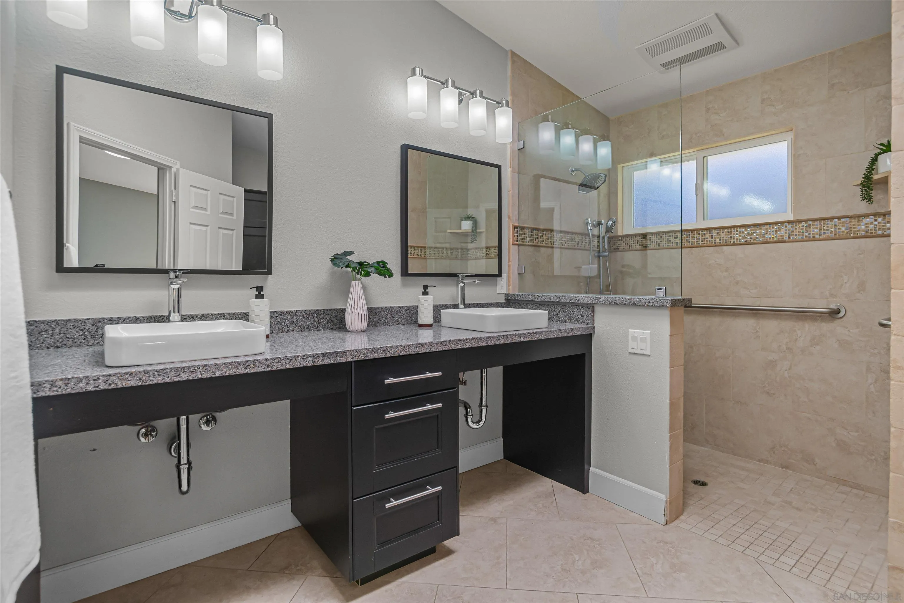 2495 Marianne Lane Fallbrook, CA 92028 - Photo 15 of 70