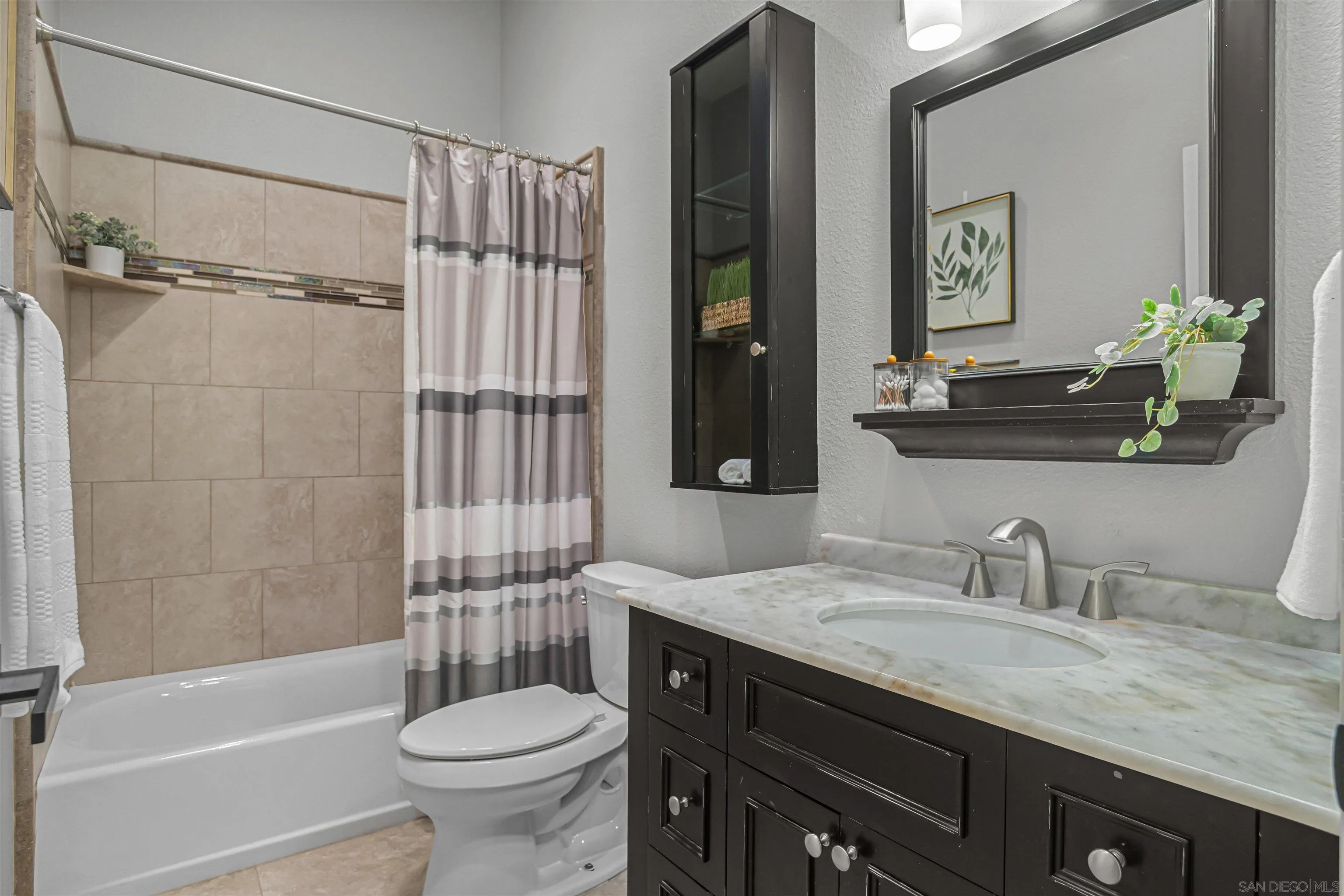 2495 Marianne Lane Fallbrook, CA 92028 - Photo 17 of 70