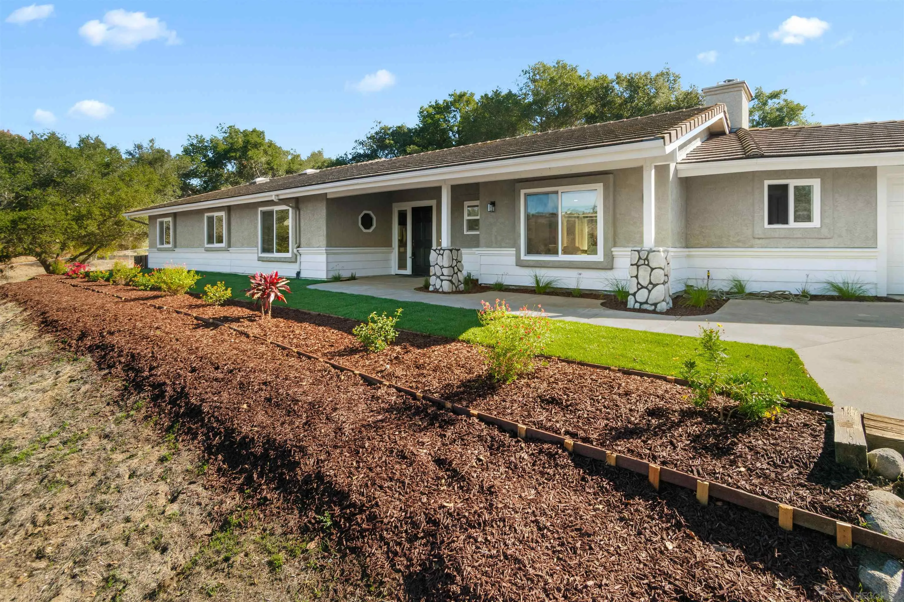 2495 Marianne Lane Fallbrook, CA 92028 - Photo 2 of 70