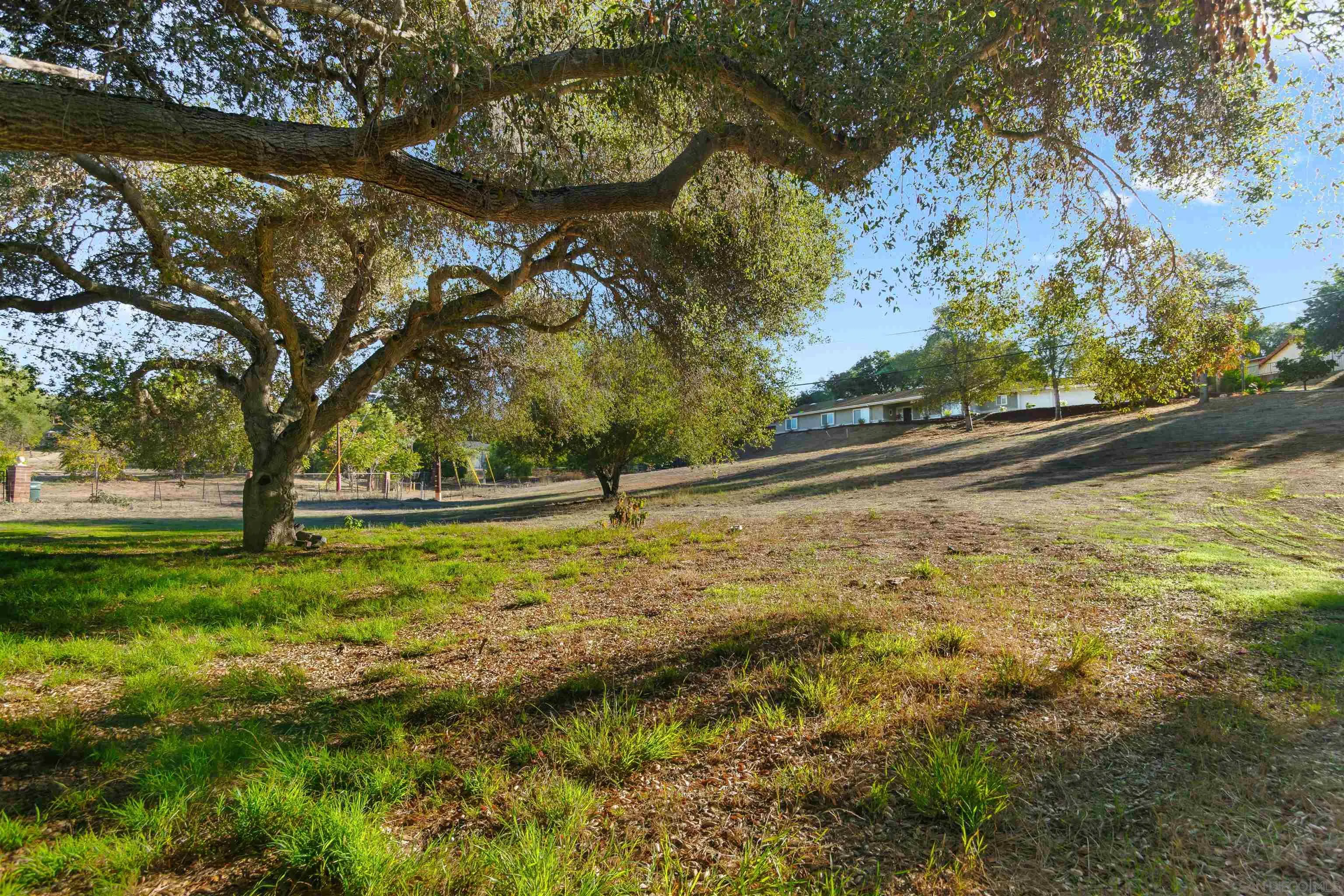 2495 Marianne Lane Fallbrook, CA 92028 - Photo 39 of 70