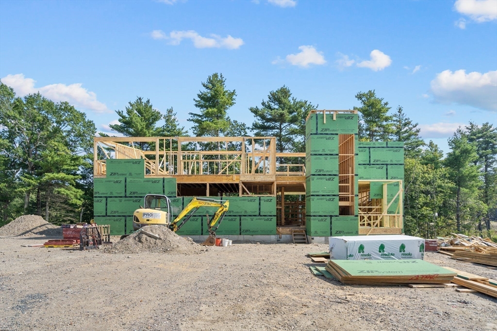 25 Holly Way Canton, MA 02021 - Photo 5 of 25 a view of a basket ball ground