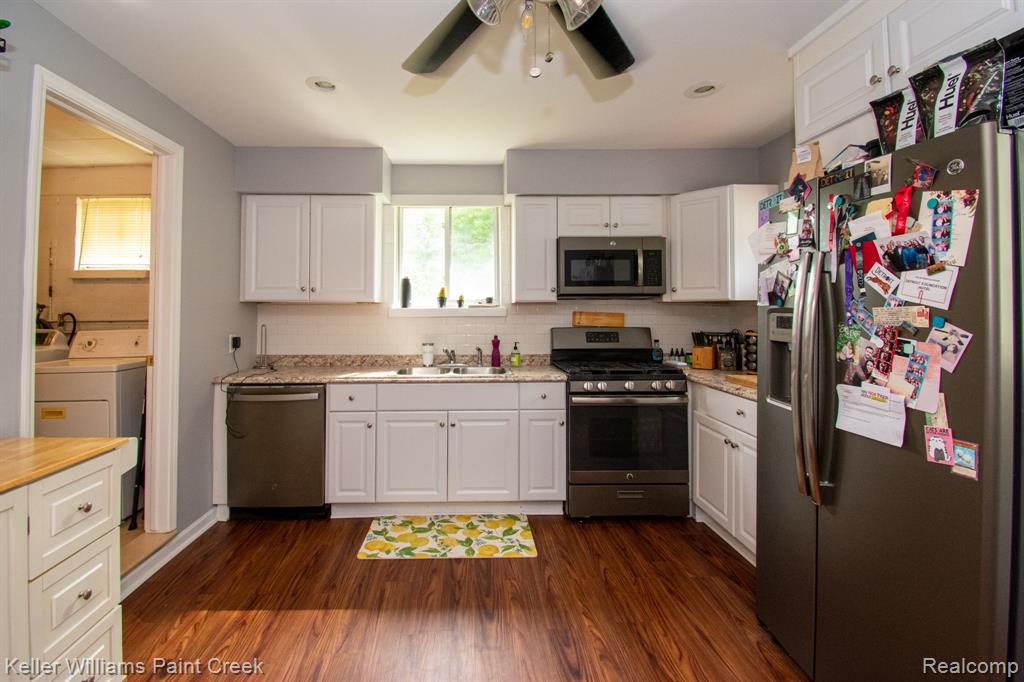 2879 Alexander Street Rochester Hills, MI 48309 - Photo 12 of 21