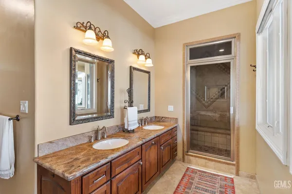 $1,200,000 | Undisclosed Address, Bakersfield, CA 93308