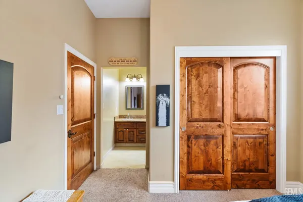 $1,200,000 | Undisclosed Address, Bakersfield, CA 93308