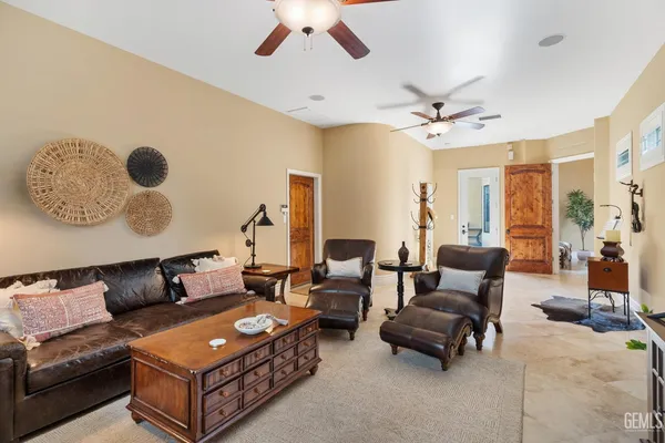 $1,200,000 | Undisclosed Address, Bakersfield, CA 93308