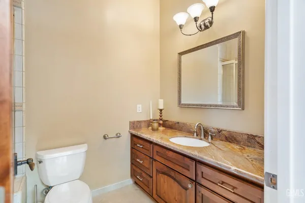 $1,200,000 | Undisclosed Address, Bakersfield, CA 93308
