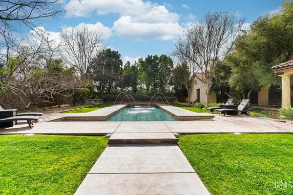 $1,200,000 | Undisclosed Address, Bakersfield, CA 93308