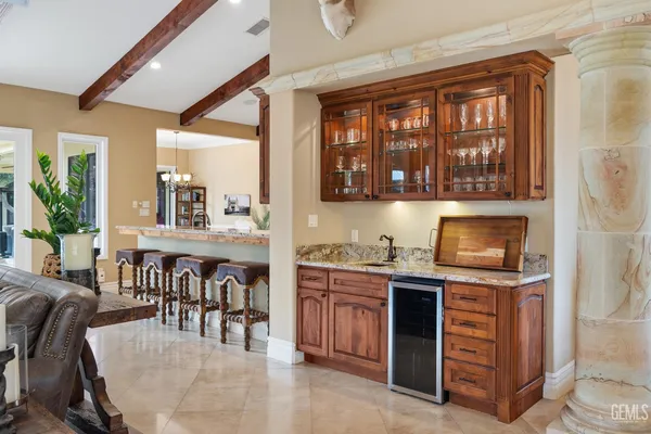 $1,200,000 | Undisclosed Address, Bakersfield, CA 93308
