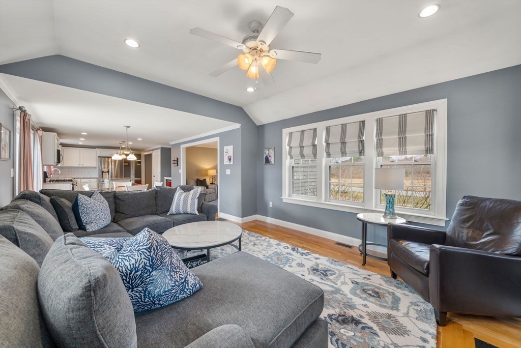 23 Bog View Road Kingston, MA 02364 - Photo 11 of 40 Gallery Image 11