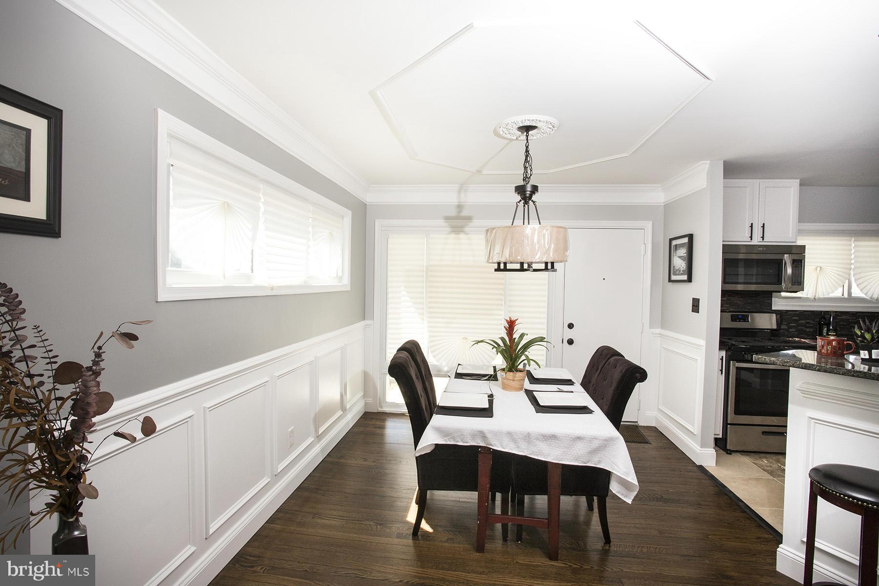 5925 Charnwood Road Baltimore, MD 21228 - Photo 13 of 29 Dining Room