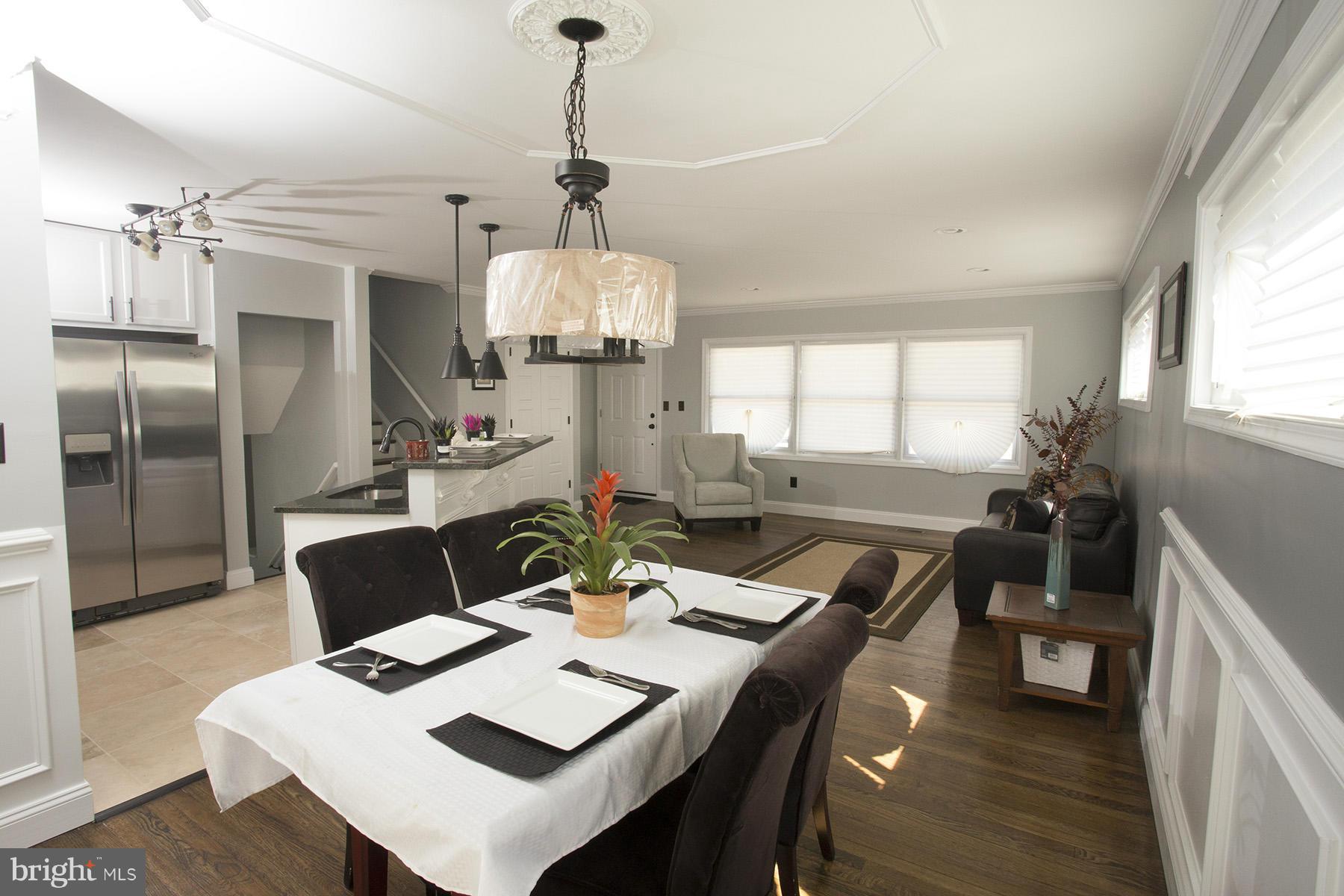 5925 Charnwood Road Baltimore, MD 21228 - Photo 5 of 29 Dining Room