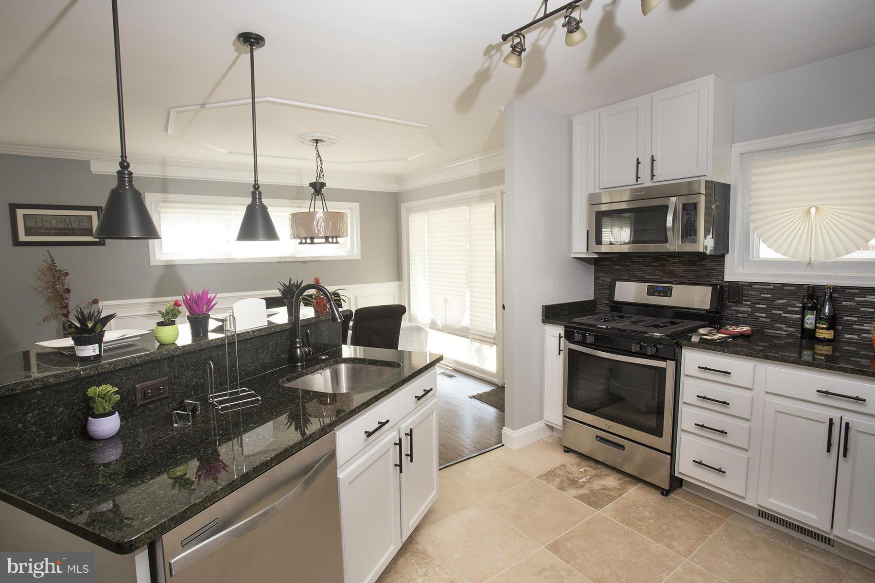 5925 Charnwood Road Baltimore, MD 21228 - Photo 7 of 29 Kitchen