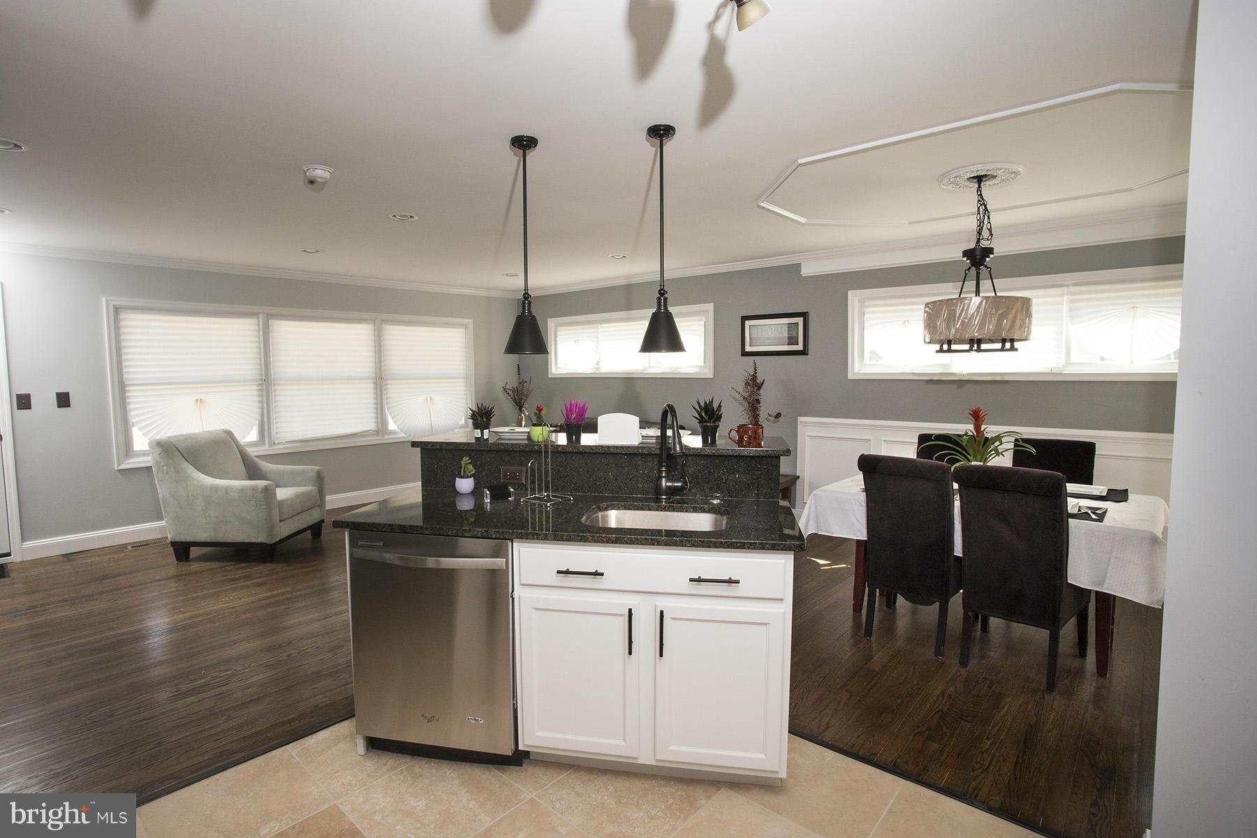 5925 Charnwood Road Baltimore, MD 21228 - Photo 8 of 29 Kitchen
