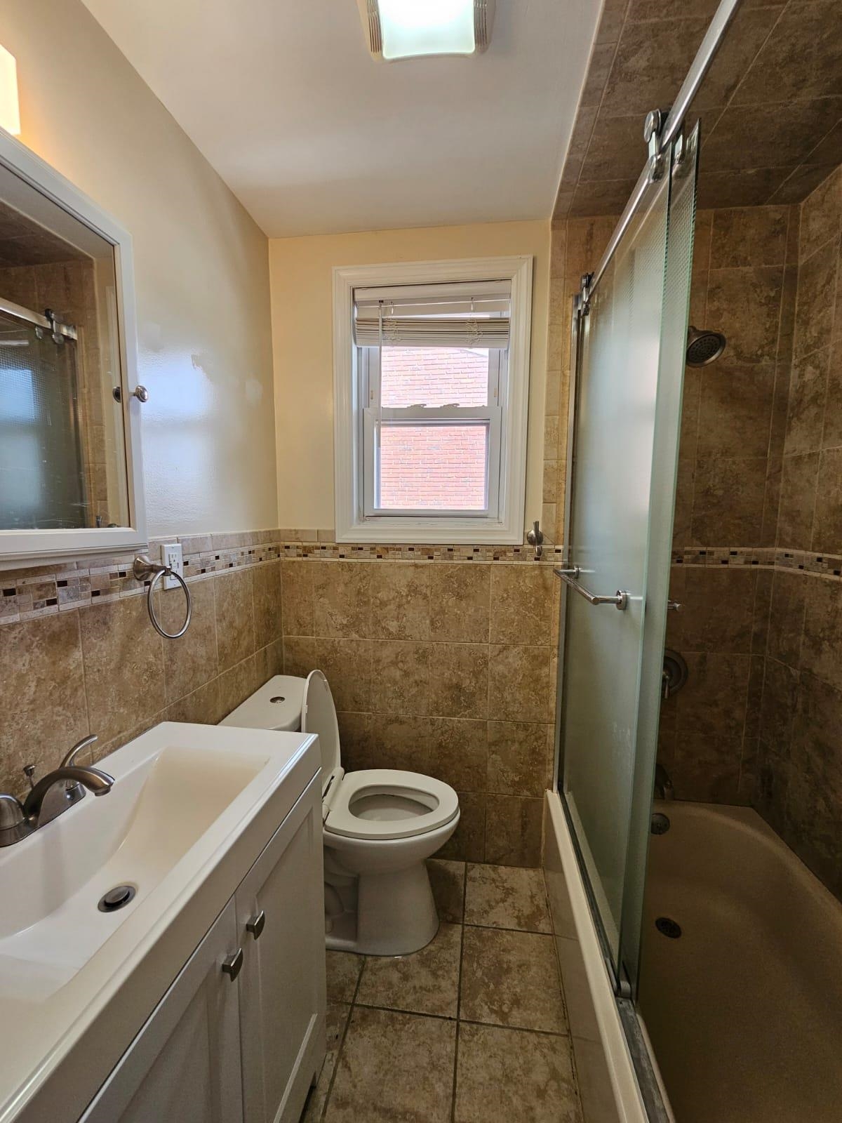 240 Copeland Avenue, Unit 2 Lyndhurst, NJ 07071 - Photo 6 of 12