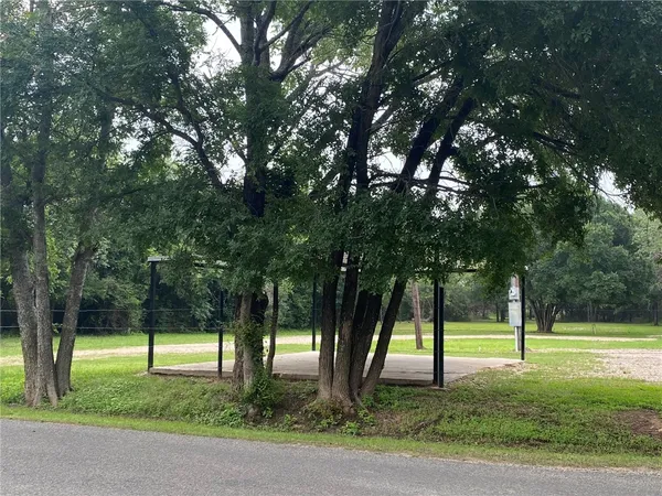 $189,000 | 1172 Lincoln City Road, Elm Mott, TX 76640