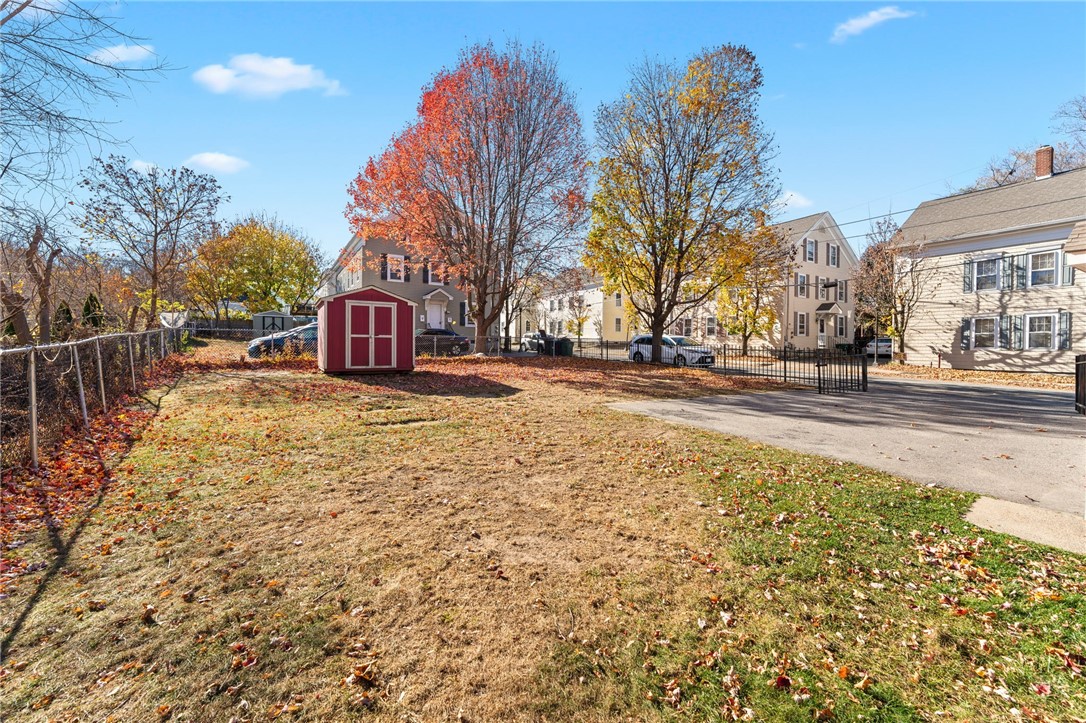 38 Lincoln Street Woonsocket, RI 02895 - Photo 17 of 18