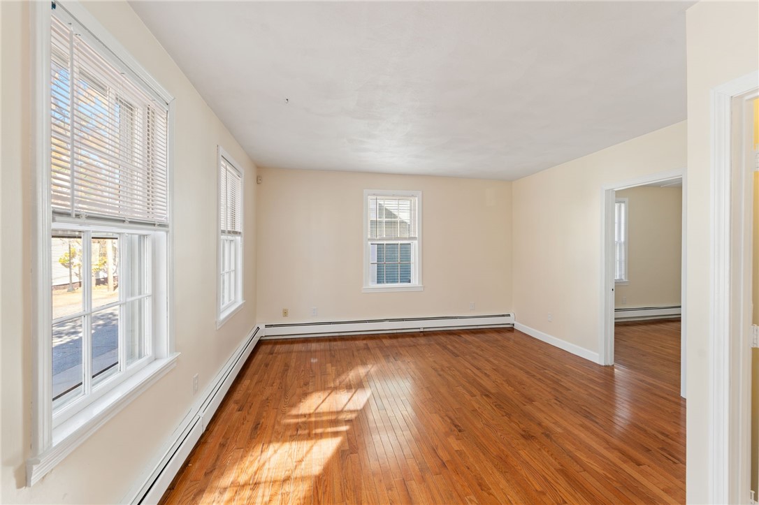 38 Lincoln Street Woonsocket, RI 02895 - Photo 10 of 18